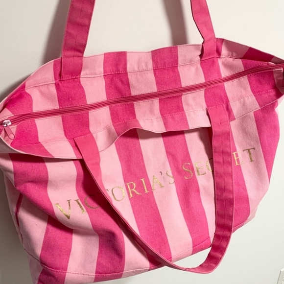 NWOT Victoria's Secret Pink Striped Weekender Bag - Picture 2 of 12